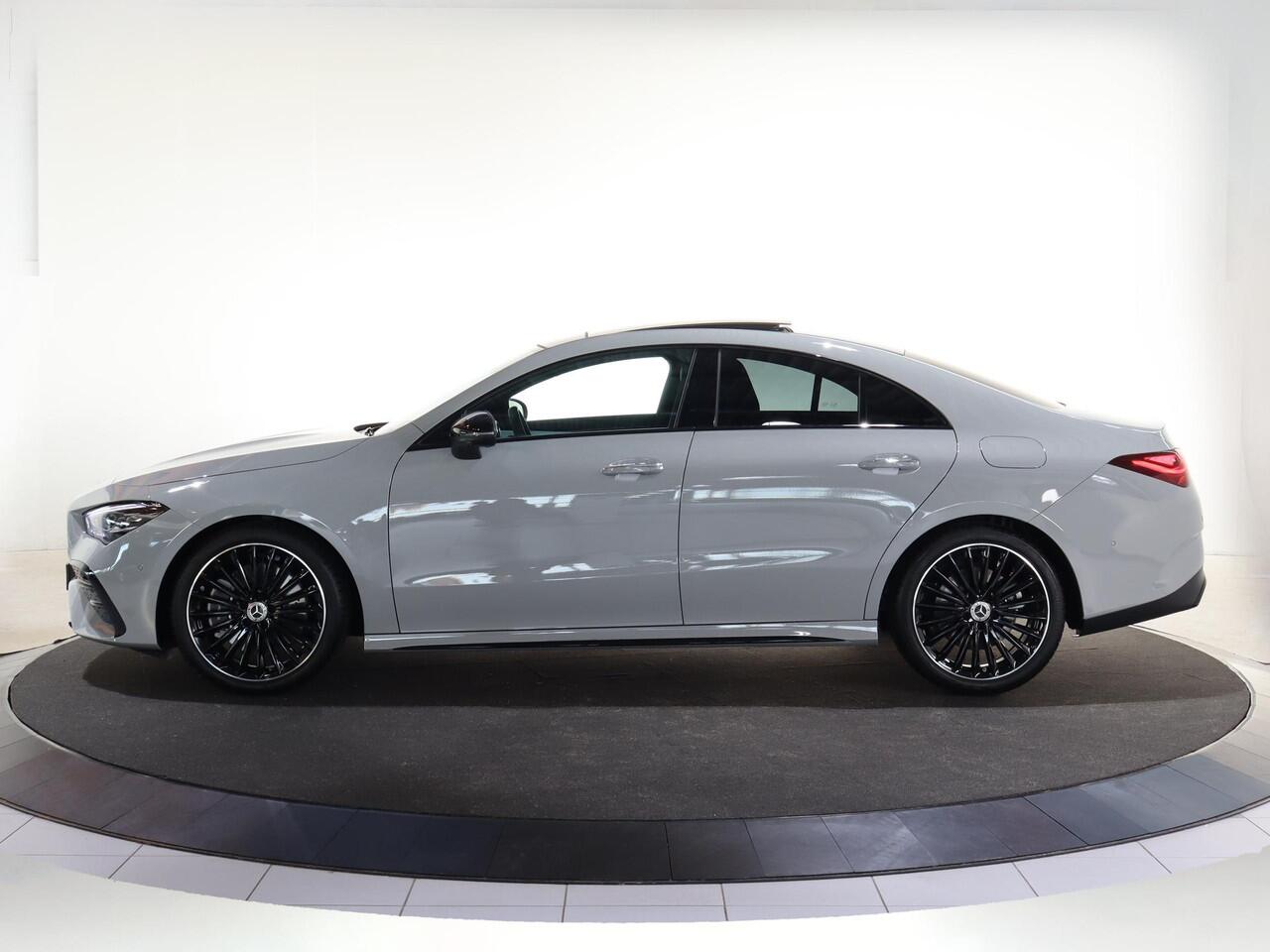 Mercedes-Benz CLA-KLASSE 180 Business Solution AMG | AMG Line Plus | Nightpakket | Head-up display | 360° camera | Techniekpakket | 19 inch AMG Velgen |