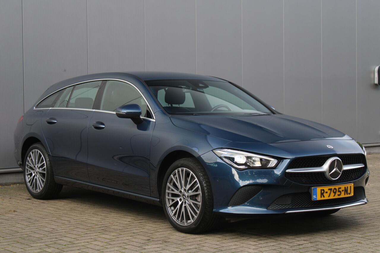 Mercedes-Benz CLA-KLASSE Shooting Brake 250 e 218pk Luxury Line | Widescreen | Camera | Navigatie | Stoel & stuurverwarming | Elektrische achterklep | Zwenkbare trekhaak