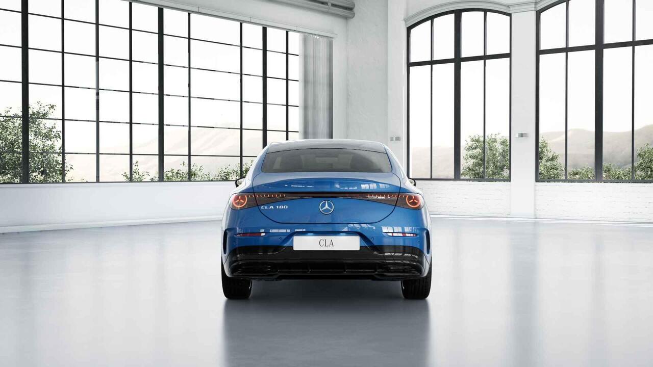 Mercedes-Benz CLA-KLASSE 180 Business Solution AMG | MULTIBEAM LED | Panoramadak | Nightpakket | Achteuitrijcamera |