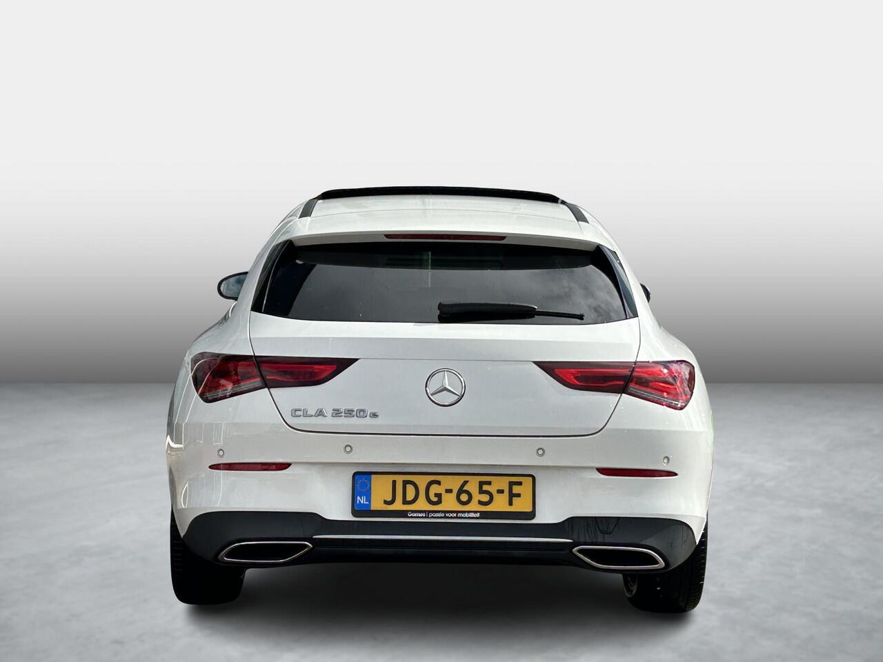 Mercedes-Benz CLA-KLASSE Shooting Brake 250 e Luxury | Sfeerverlichting