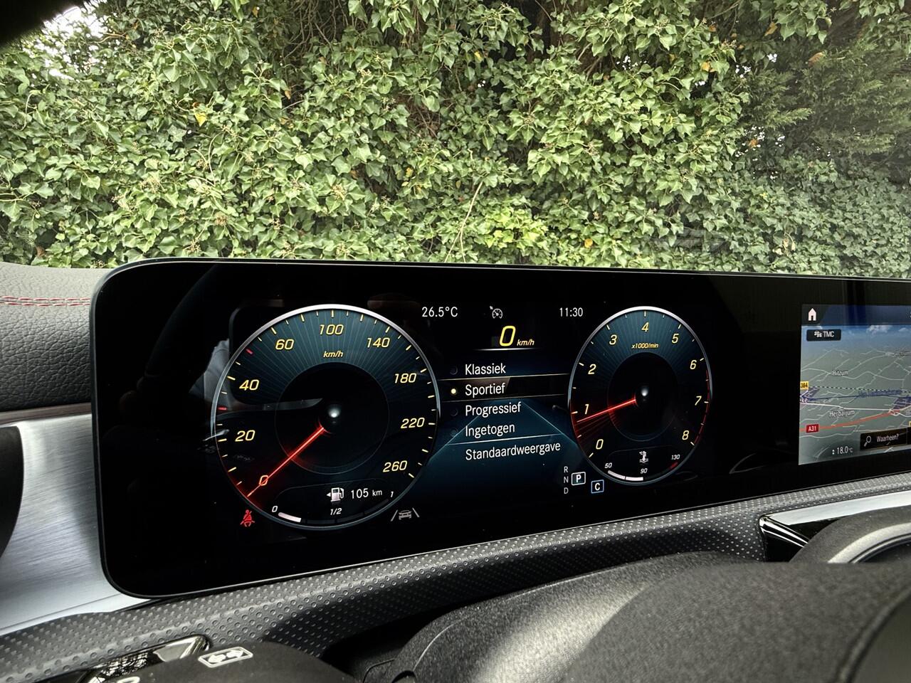 Mercedes-Benz CLA-KLASSE Shooting Brake 200 AMG I Pano I Camera I 2x Memory