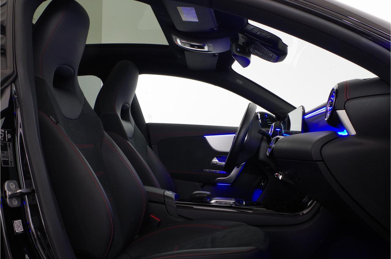 Mercedes-Benz CLA-KLASSE Shooting Brake 250 e AMG Line > 218pk/Pano.schuif/Matrix LED/Memory/AMG velgen/trekhaak...