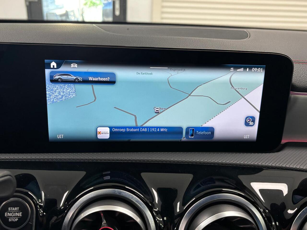 Mercedes-Benz CLA-KLASSE Shooting Brake 200 AMG Line Panorama Led Camera Keyless go Widescreen