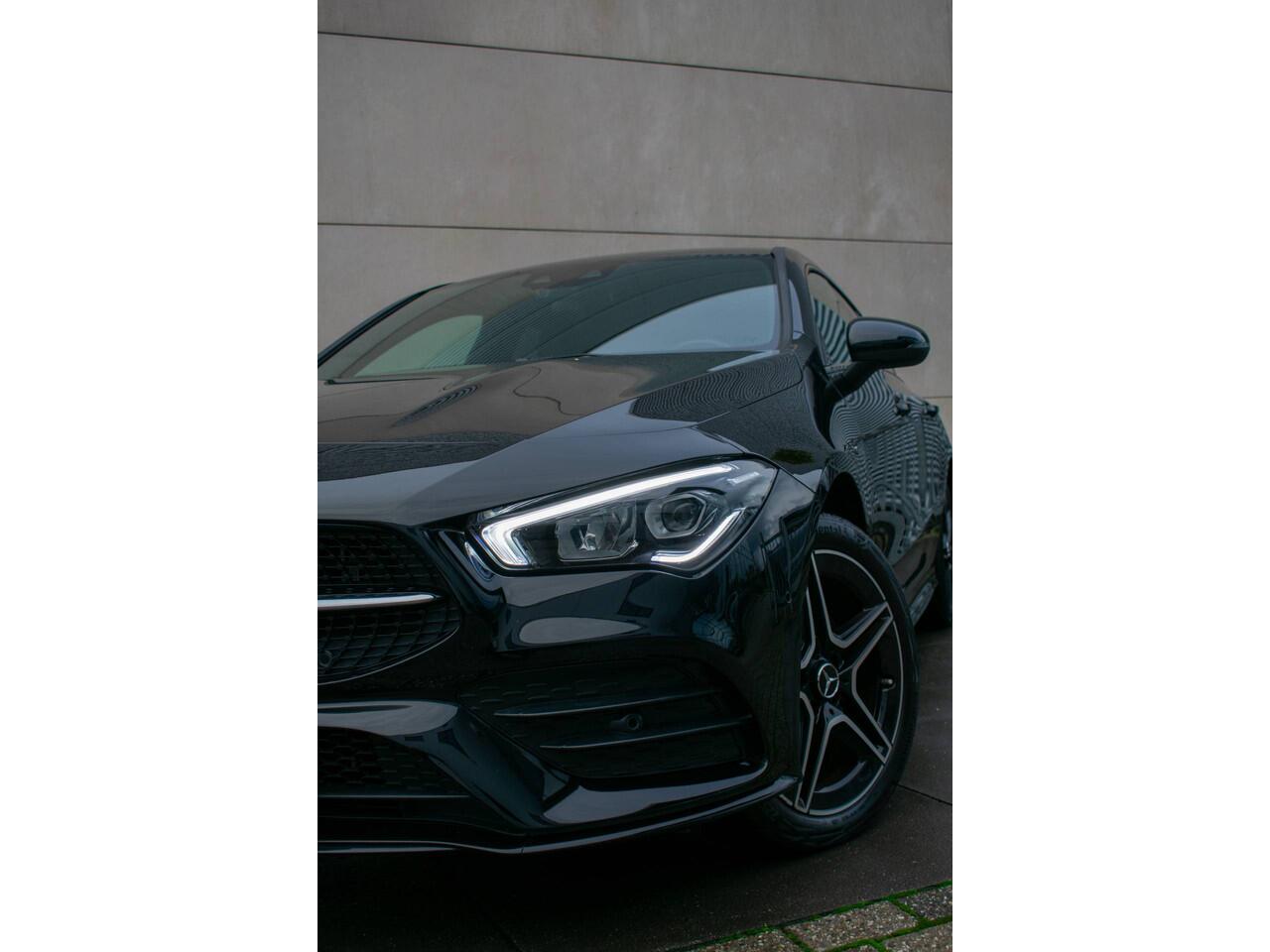 Mercedes-Benz CLA-KLASSE Shooting Brake 250 e Business Solution AMG Limited Trekhaak-Navi-Led-Carplay