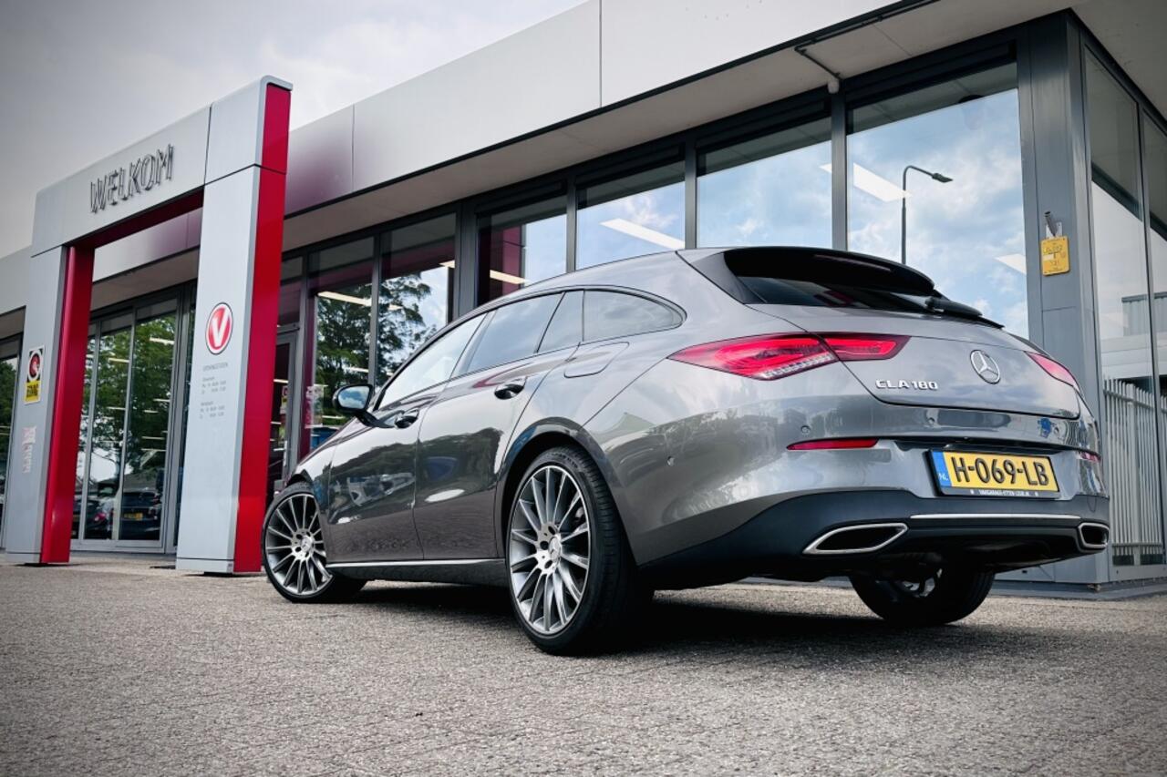 Mercedes-Benz CLA-KLASSE Shooting Brake 180 Advantage / CAMERA / LED / STOELVERWARMING / APPLE + ANDROID