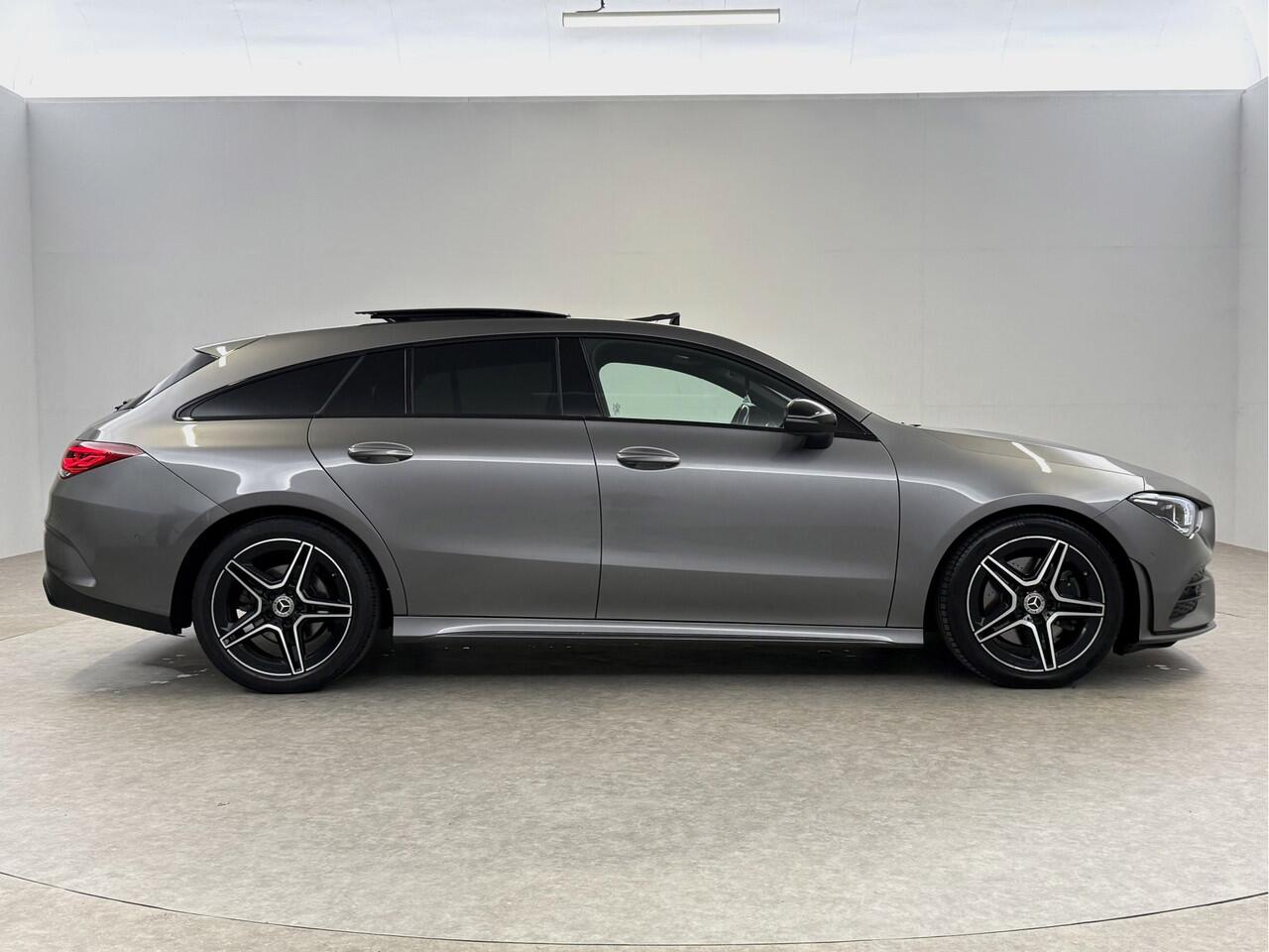 Mercedes-Benz CLA-KLASSE Shooting Brake 200 AMG | Pano | Sfeer | Virtual | Camera | Trekh. | Carplay | LED | NAP