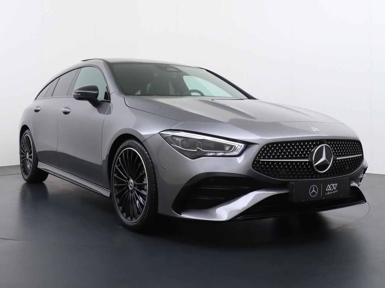 Mercedes-Benz CLA-KLASSE Shooting Brake 180 Business Solution AMG | Panorama - Schuifdak | Distronic Cruise Control | Memorystoelen | Head-Up Display | 360° Camera | Apple Carplay & Android Auto | Nightpakket