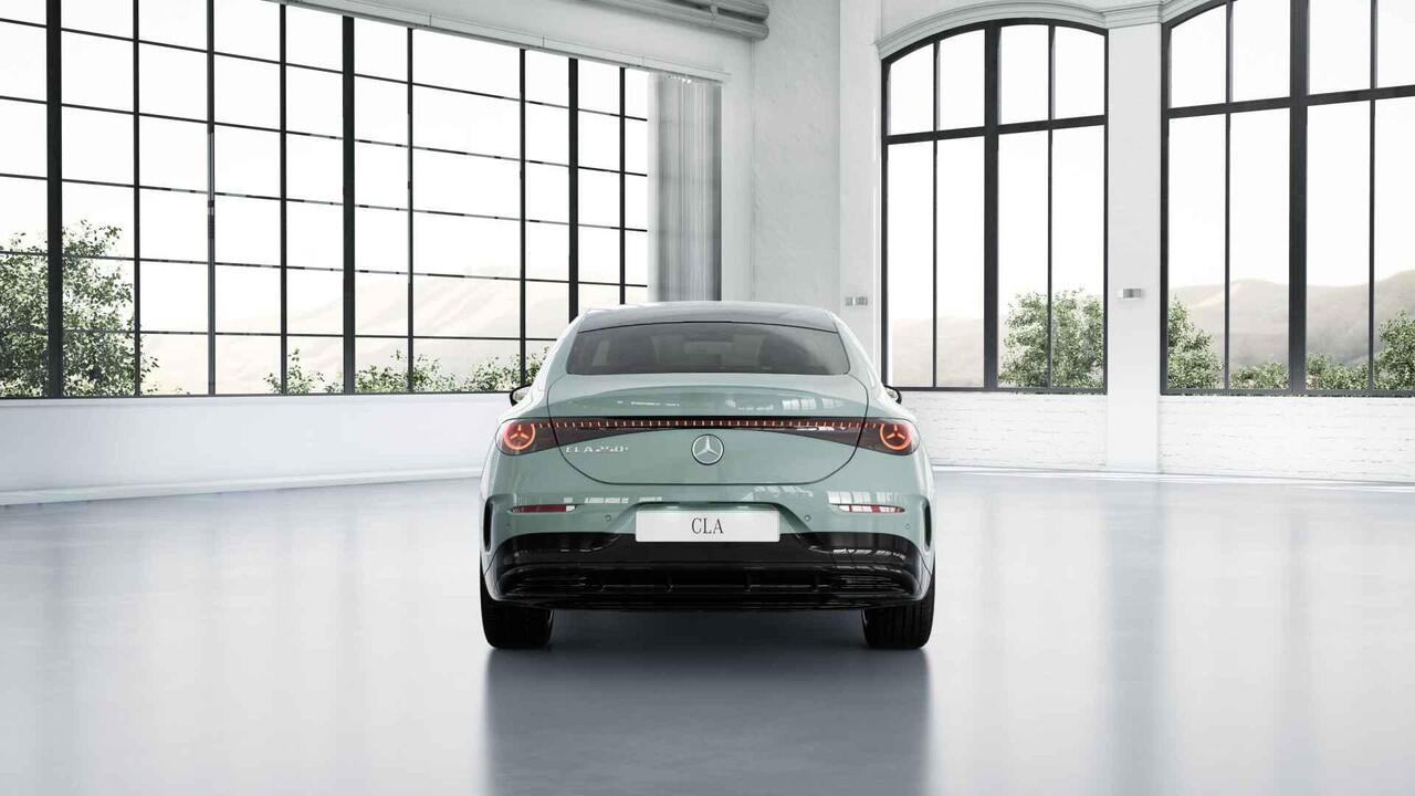 Mercedes-Benz CLA-KLASSE 250+ Launch Edition 85 kWh | Night | Panoramadak | Stoelverwarming | DISTRONIC | Achteruitrijcamera | Dodehoekassistent |