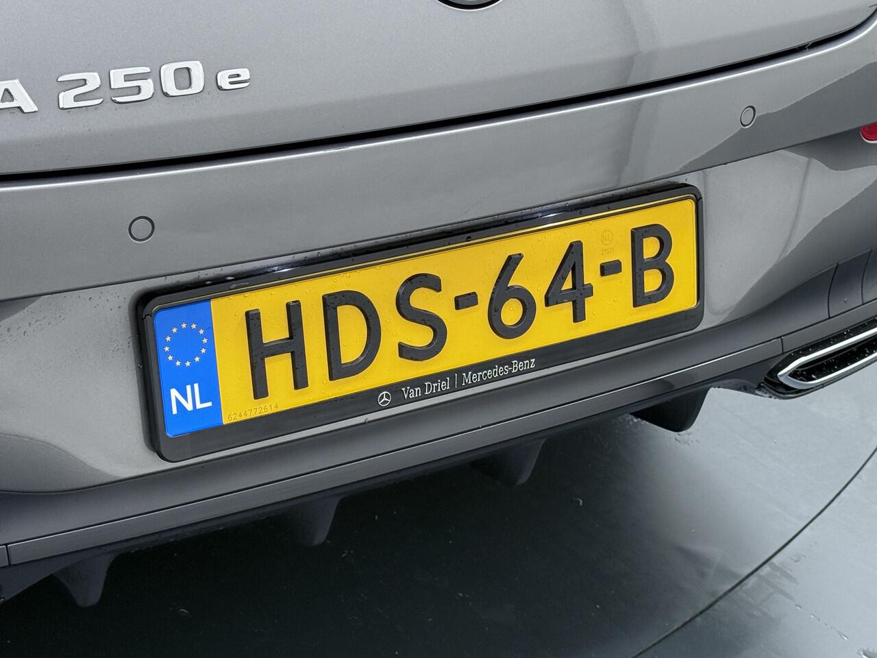 Mercedes-Benz CLA-KLASSE Shooting Brake 250 e AMG line | Pano Memory Keyless HUD Multibeam 360 Camera