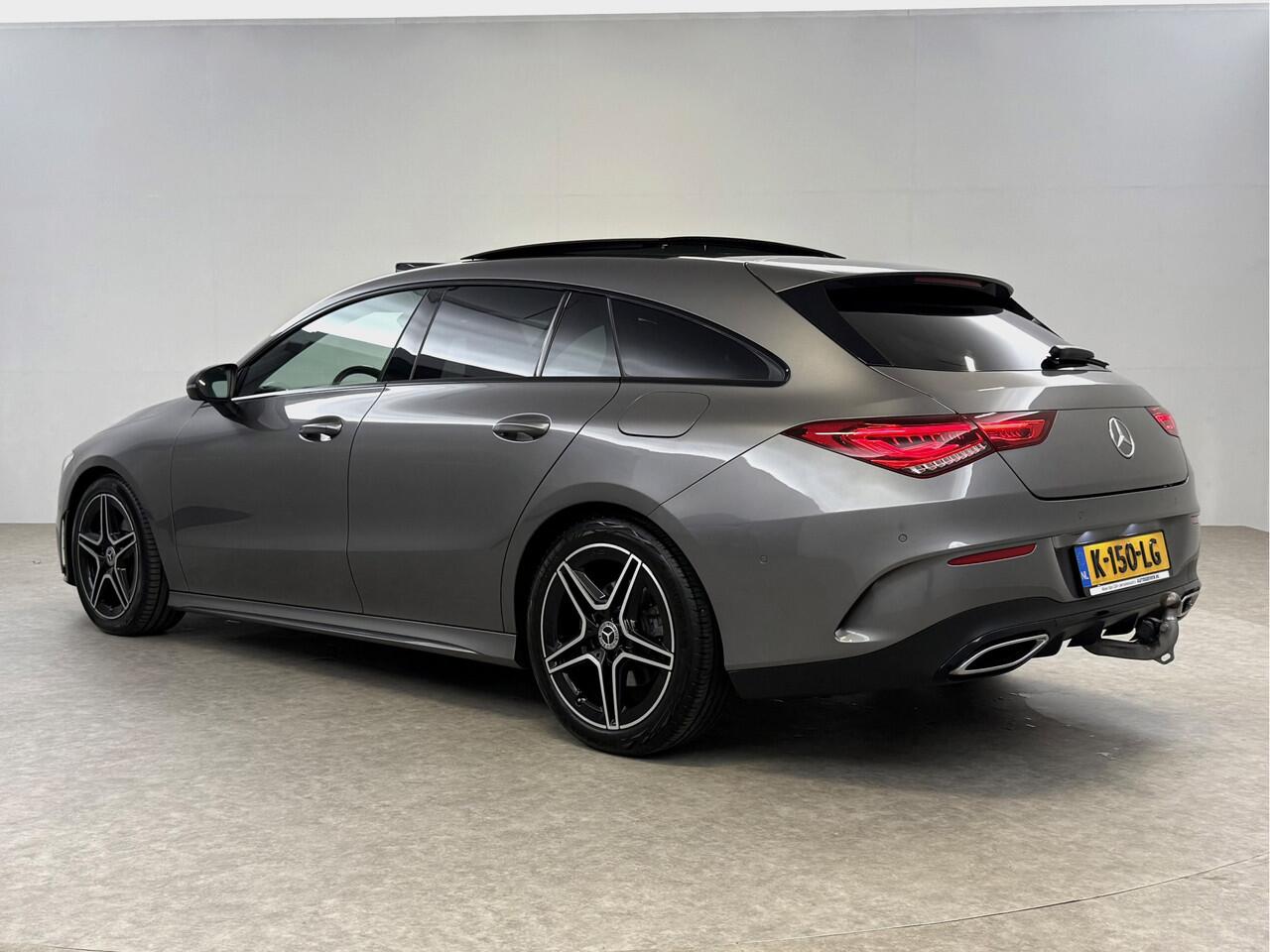 Mercedes-Benz CLA-KLASSE Shooting Brake 200 AMG | Pano | Sfeerverl. | Virtual | Camera | Trekh. | Carplay | LED | NAP