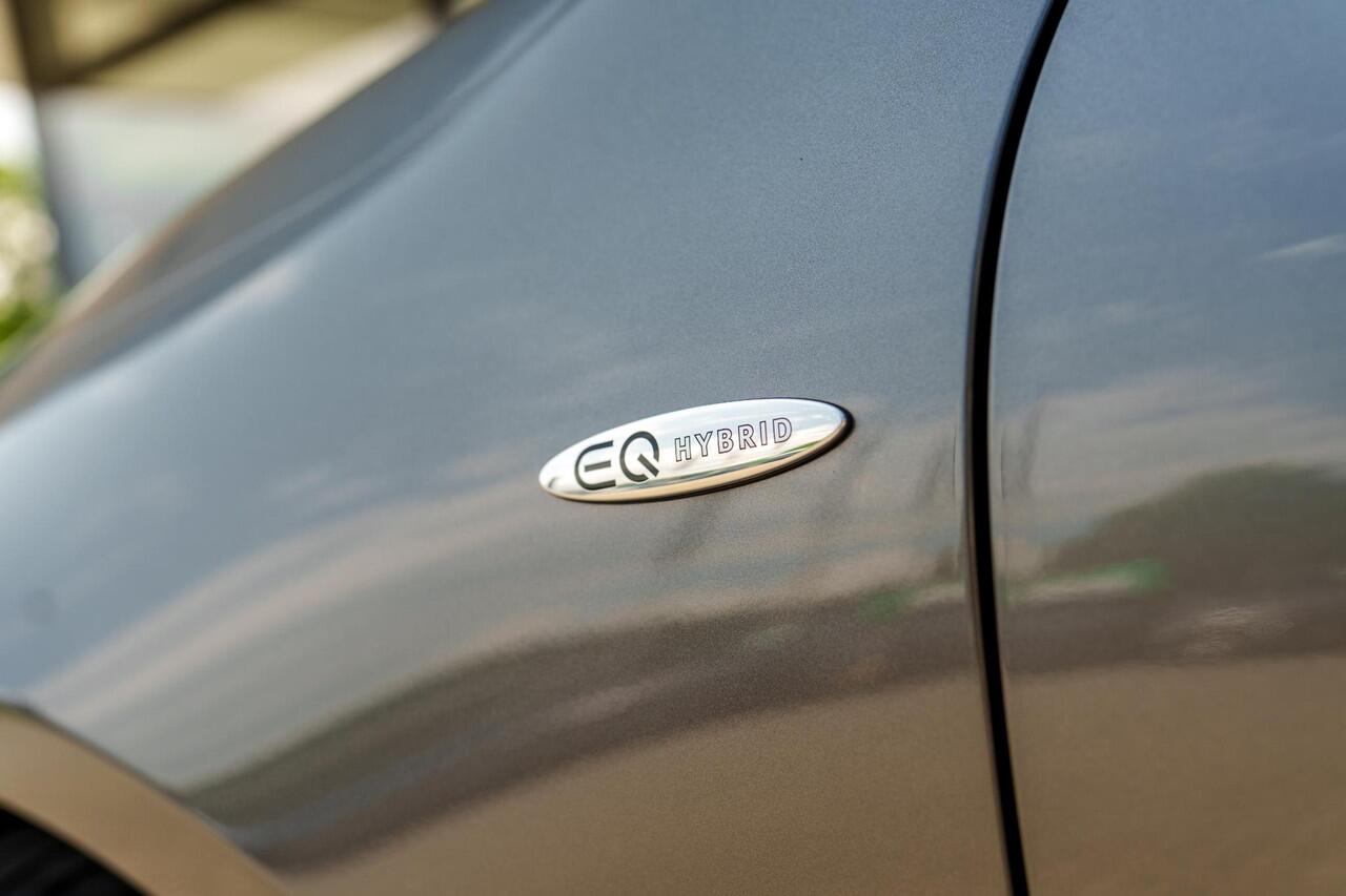 Mercedes-Benz CLA-KLASSE 250e Shooting Brake Business Solution AMG | Panoramaschuifdak | Burmester | Rijassistentiepakket | Night | Trekhaak