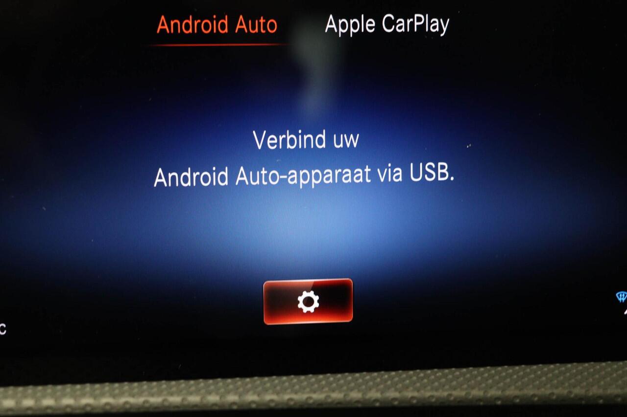 Mercedes-Benz CLA-KLASSE Shooting Brake 250 e AMG-Line Premium Plus | STOELVERWARMING | DAB | APPLE