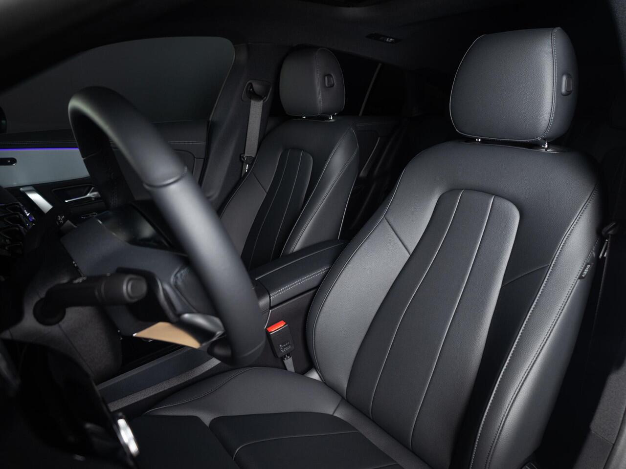 Mercedes-Benz CLA-KLASSE Shooting Brake 250 e Luxury Line Panorama dak