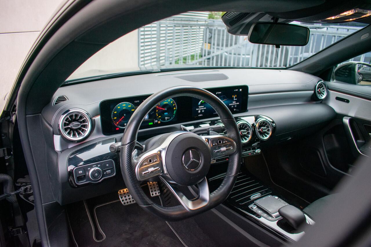 Mercedes-Benz CLA-KLASSE Shooting Brake 250 e Business Solution AMG Limited Trekhaak-Navi-Led-Carplay
