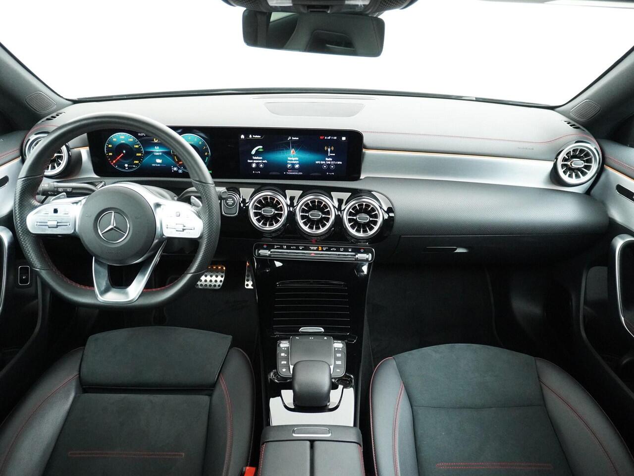 Mercedes-Benz CLA-KLASSE Shooting Brake 250e Business Solution AMG Limited