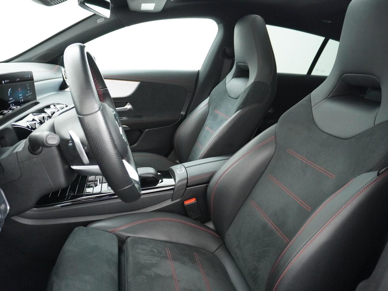 Mercedes-Benz CLA-KLASSE Shooting Brake 250e Business Solution AMG Limited