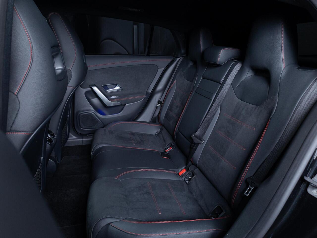 Mercedes-Benz CLA-KLASSE Shooting Brake 250 e Star Edition AMG Line Panorama dak