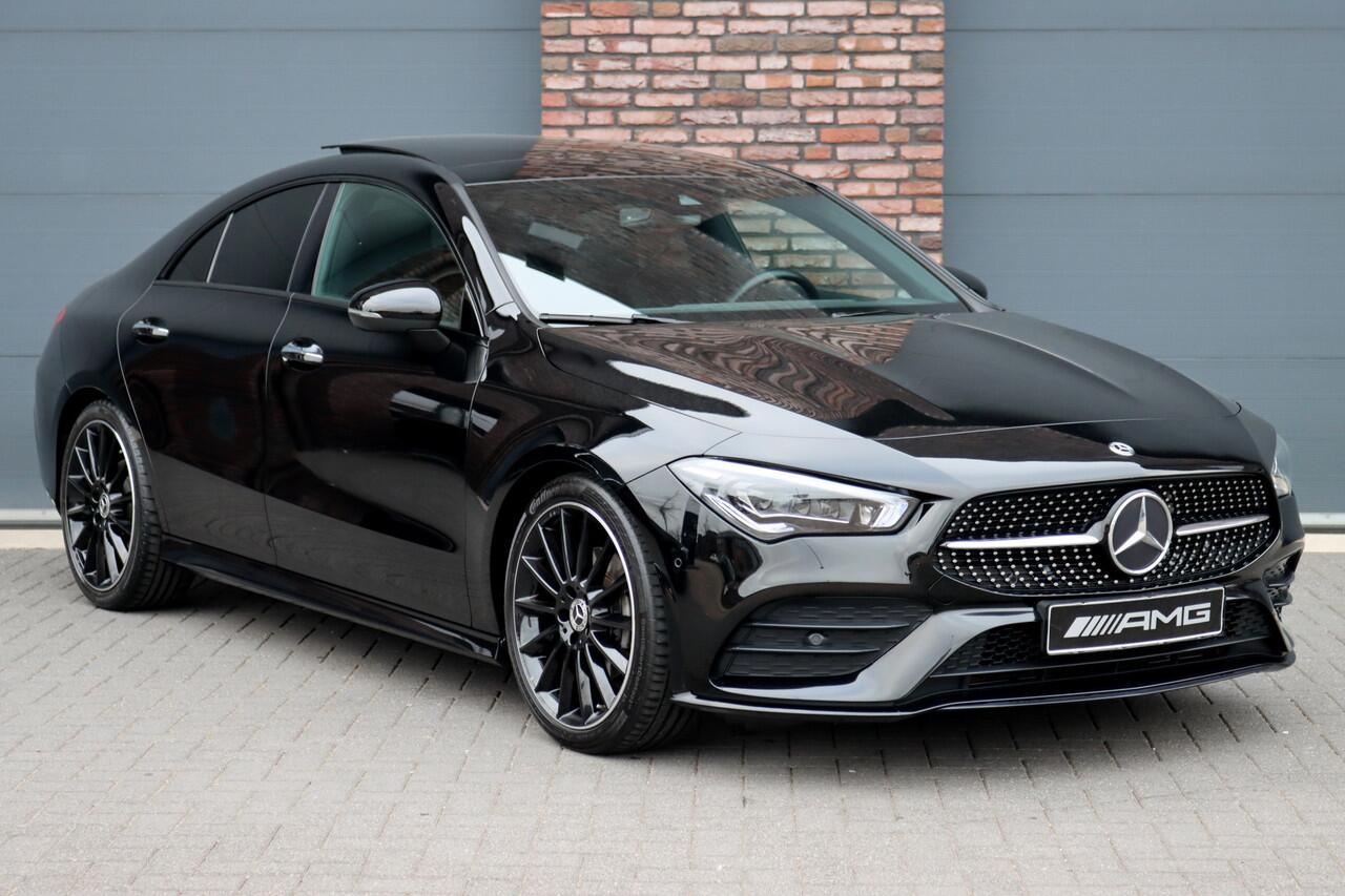Mercedes-Benz CLA-KLASSE 180 AMG Line Aut7 | Panoramadak | Memory | Sfeerverlichting | Camera | Advanced Sound System | Keyless Go | Zitcomfortpakket | Cruise Control | Multibeam LED |