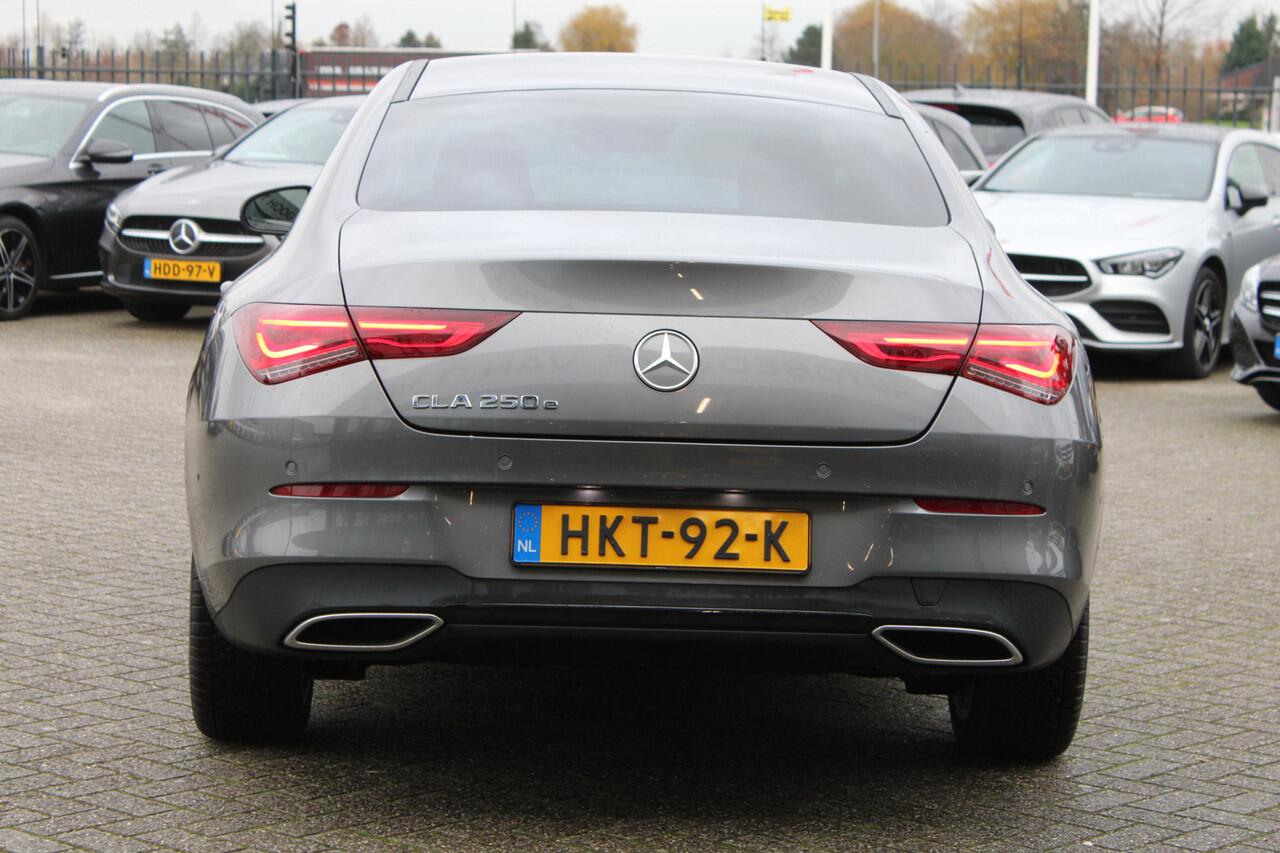 Mercedes-Benz CLA-KLASSE 250e AUT8 Premium NIGHT PAKKET LEDER SFEER WIDESCREEN CAMERA 18''