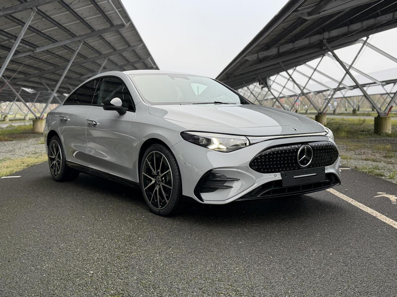 Mercedes-Benz CLA-KLASSE 250+ Launch Edition 85 kWh | Night | Panoramadak | DISTRONIC | Achteruitrijcamera | Dodehoekassistent |