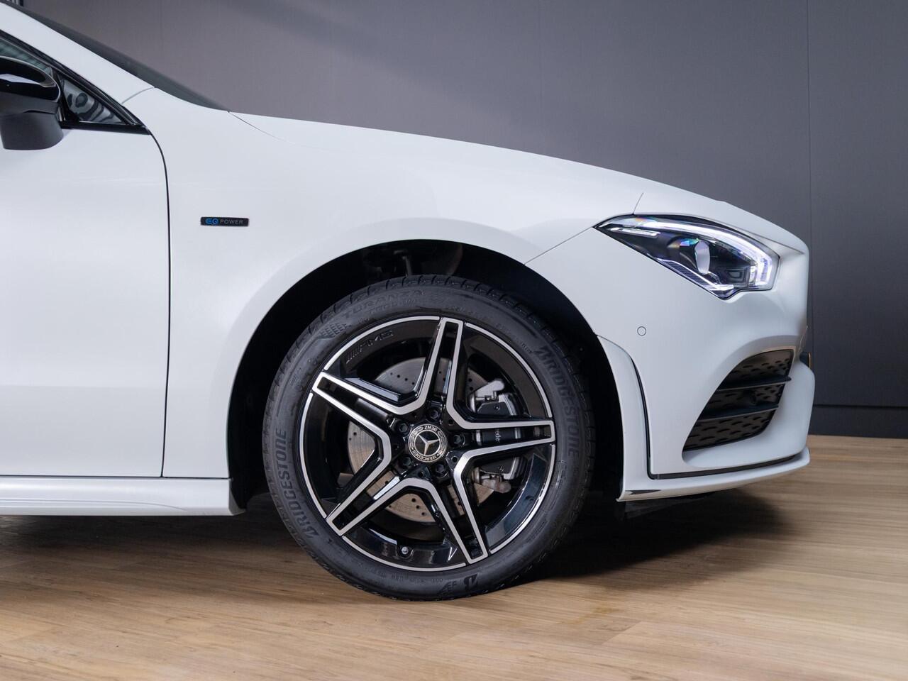 Mercedes-Benz CLA-KLASSE Coupé 250 e Business Solution AMG Limited