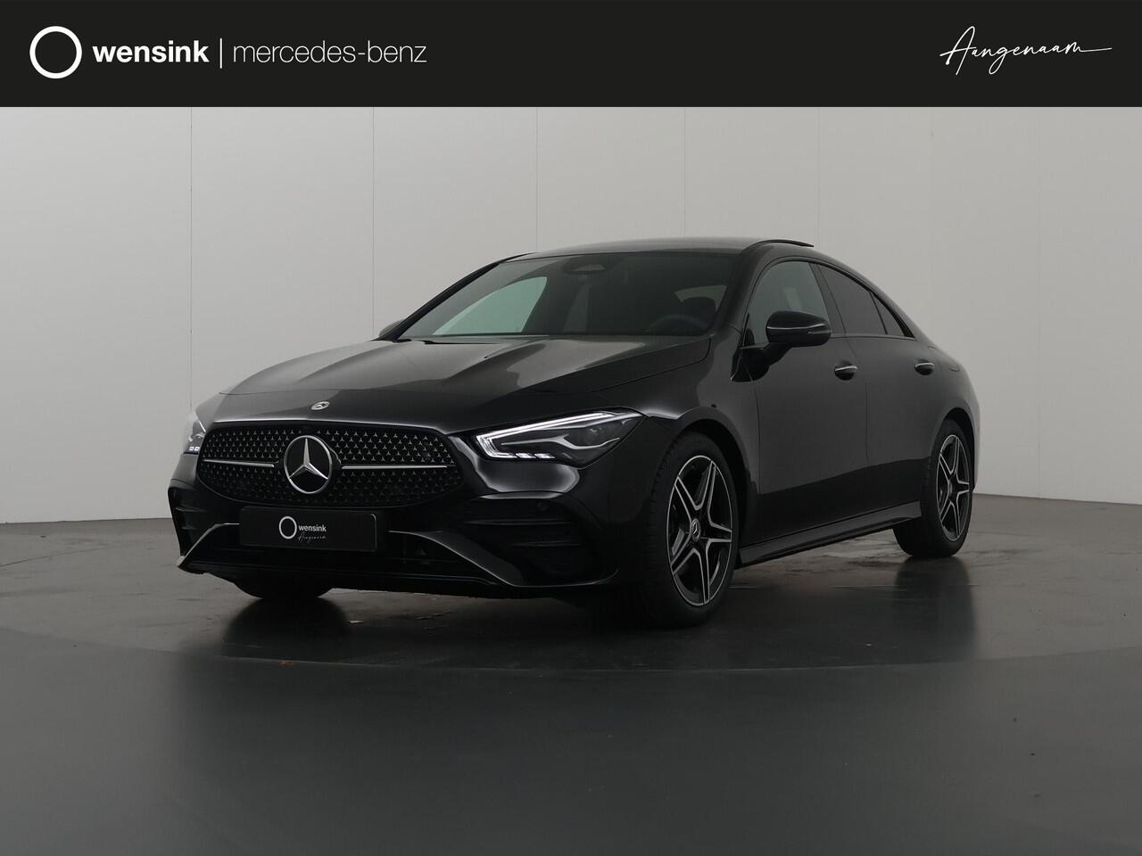 Mercedes-Benz CLA-KLASSE 180 Star Edition AMG NIGHT | Panoramadak | Sfeerverlichting | Achteruitrijcamera | Stoelverwarming | Night Pakket |
