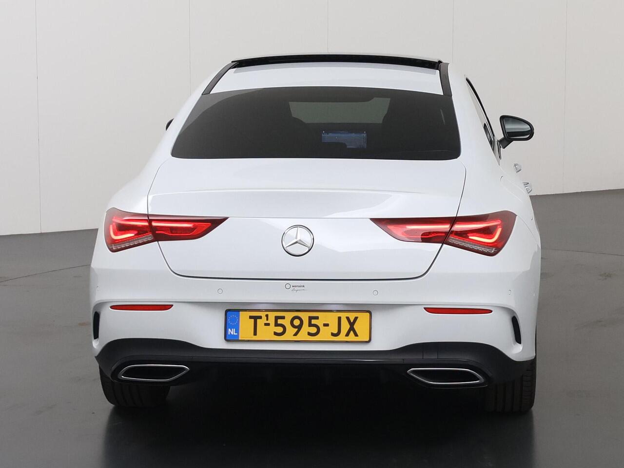Mercedes-Benz CLA-KLASSE 250 e AMG Line | Night | Panoramadak | Headup | Multibeam | 360 graden camera |