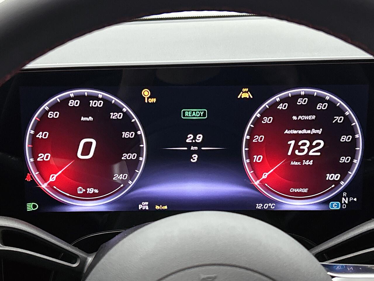 Mercedes-Benz CLA-KLASSE 250+ Launch Edition 85 kWh | Trekhaak | Warmtepomp | Multibeam LED | Panoramadak | Nightpakket | Smartphone integratie | Memorypakket | Adaptieve Cruisecontrol | 19 inch AMG velgen |