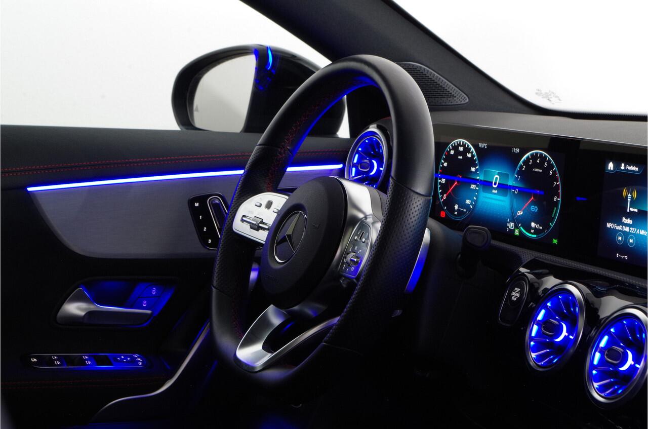 Mercedes-Benz CLA-KLASSE Shooting Brake 250 e AMG Line > 218pk/Pano.schuif/Matrix LED/Memory/AMG velgen/trekhaak...