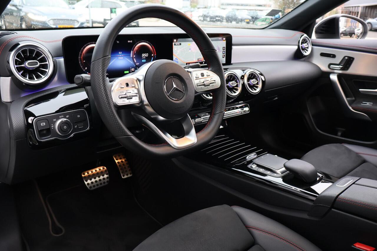 Mercedes-Benz CLA-KLASSE Shooting Brake 250e Business Solution AMG Limited 1e Eigenaar | Dealer Onderh | NL-Auto | BTW | Pano | Sfeer | WideScreen | Memory | Stoelverwarming | Elek Stoel/Klep | Matrix Led | 2 LaadKabels | Climate | Navi | Cruise | PDC
