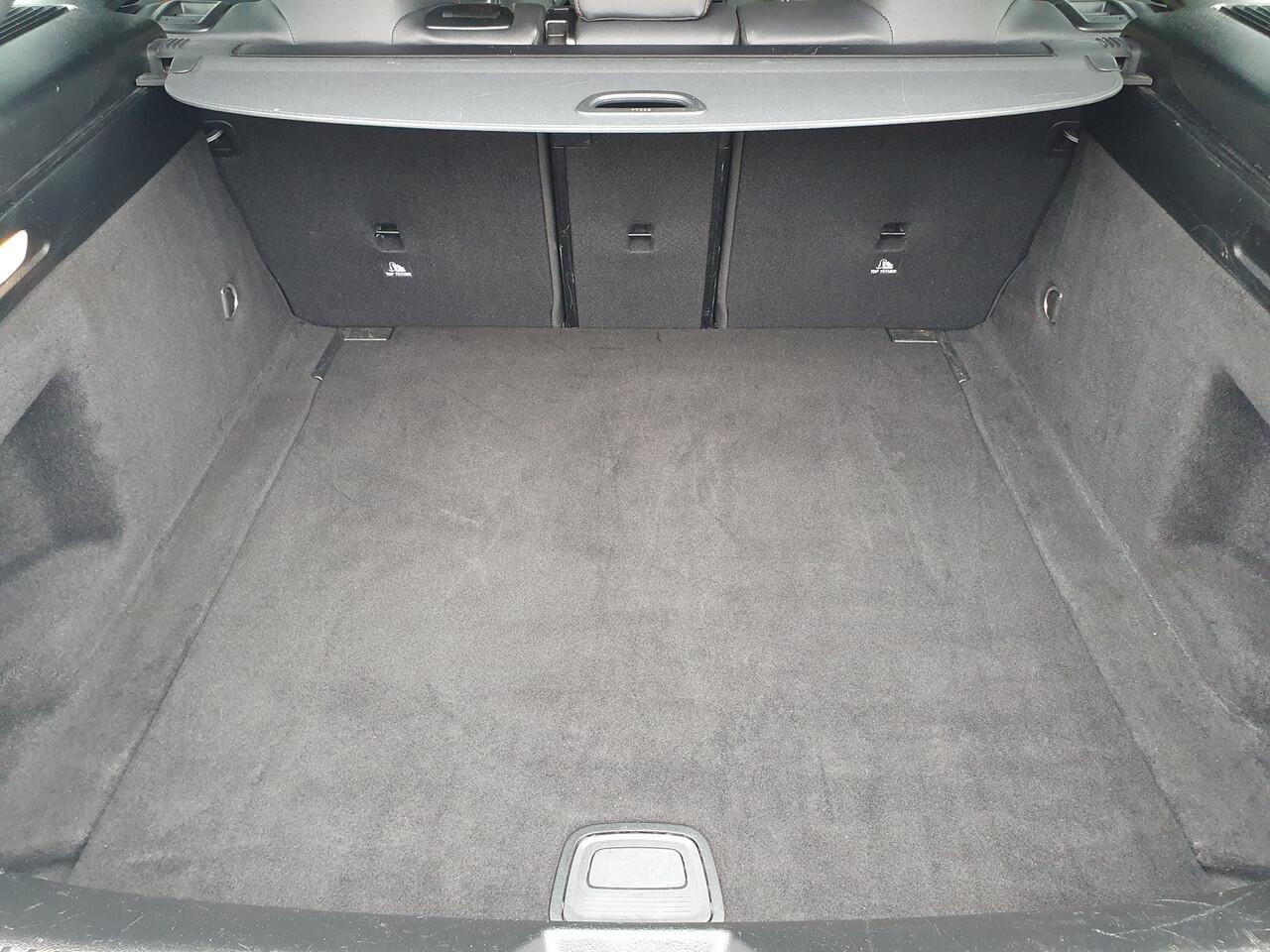 Mercedes-Benz CLA-KLASSE Shooting Brake 200 Business Solution AMG NAVI/LED/CRUISE/CLIMA/CAMERA