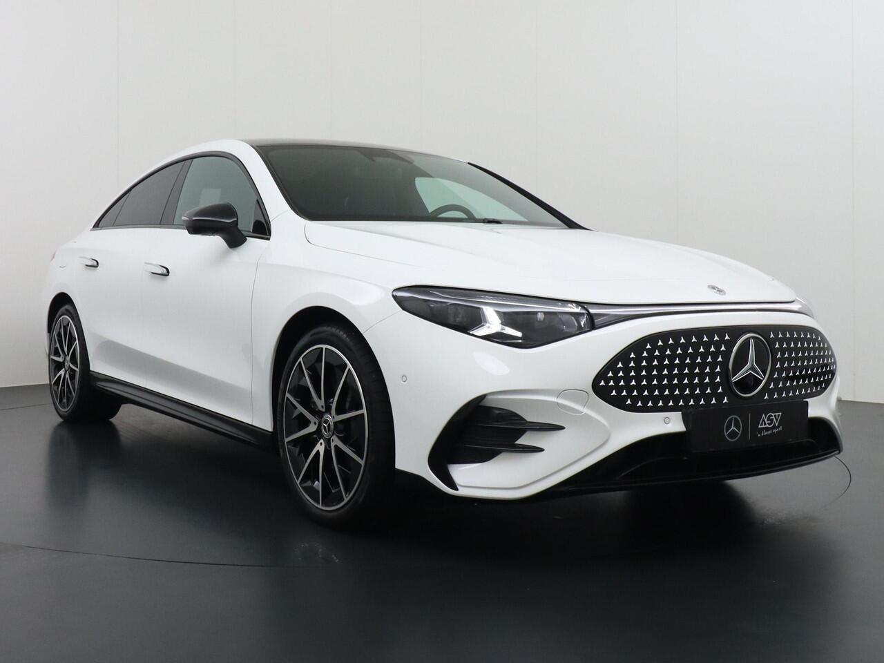 Mercedes-Benz CLA-KLASSE 250+ Launch Edition 85 kWh Accu | Trekhaak Wegklapbaar | Memorystoelen | Warmtepomp | Multibeam Led | Stoelverwarming Voorin | Distronic Cruise Control | Achteruitrijcamera | Nightpakket | Dodehoekassistent