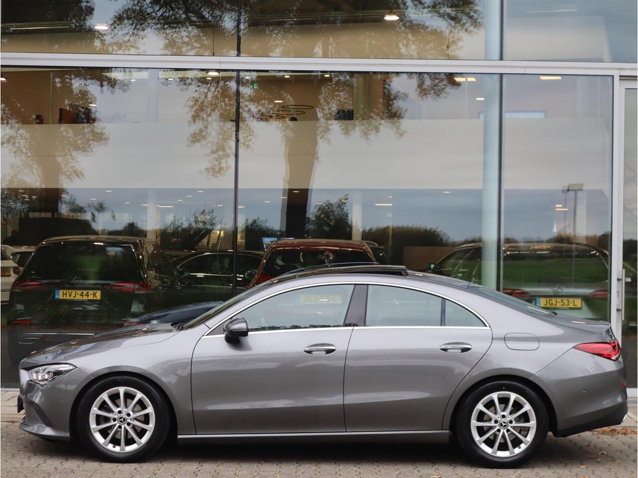 Mercedes-Benz CLA-KLASSE 180 Business Solution Luxury