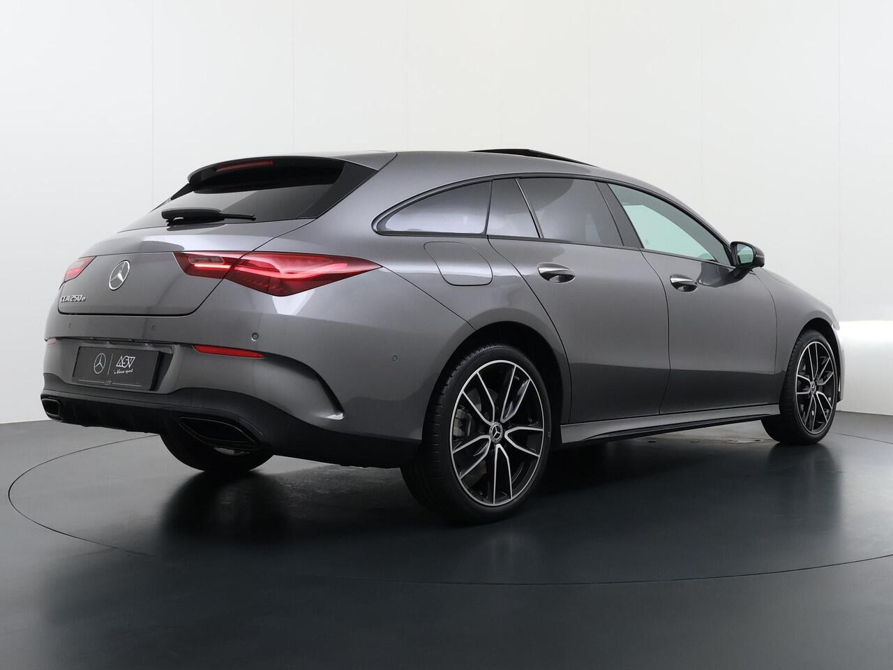 Mercedes-Benz CLA-KLASSE Shooting Brake 250 e Business Solution AMG