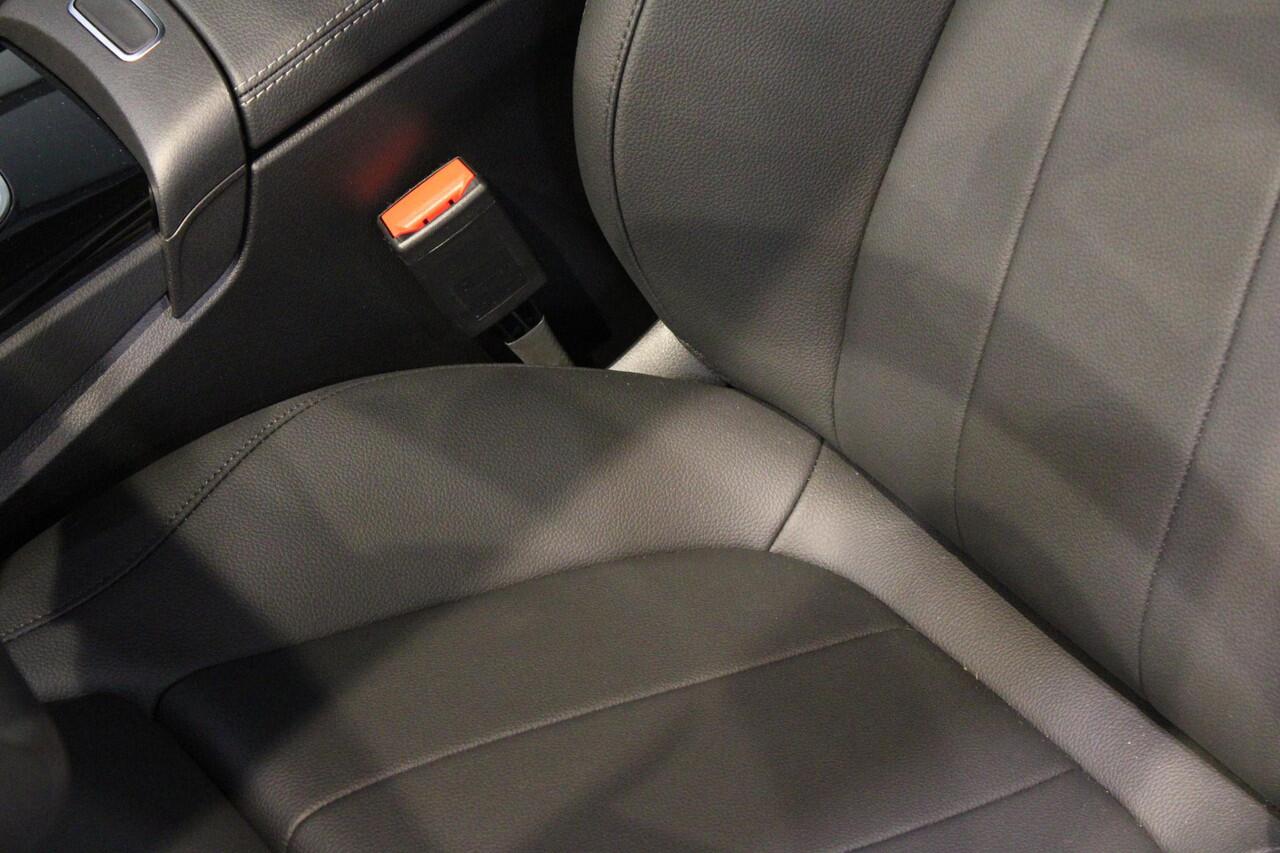 Mercedes-Benz CLA-KLASSE Shooting Brake 180 Luxury Line Panorama dak | Trekhaak