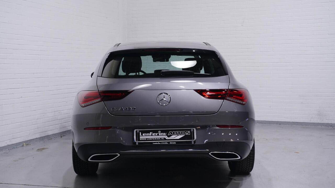 Mercedes-Benz CLA-KLASSE Shooting Brake 180 Business Solution Luxury 1e Eig. NAP Camera Leder Comfortstoelen Stoelverwarming Rijklaar!