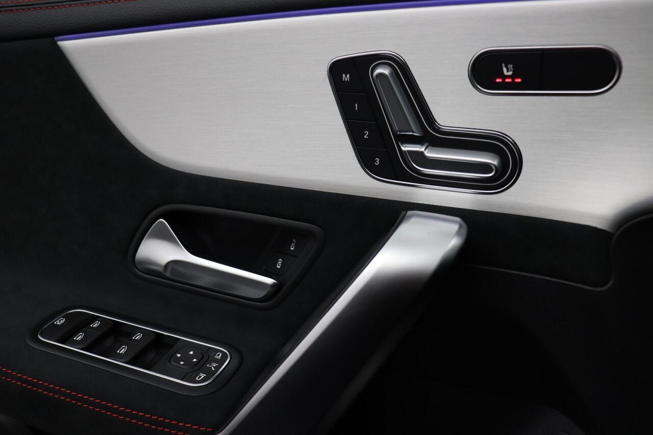 Mercedes-Benz CLA-KLASSE Shooting Brake 200 AMG Line