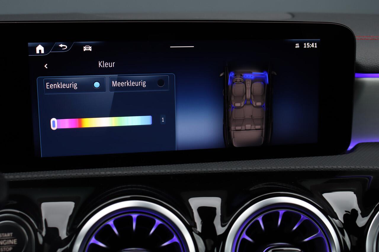 Mercedes-Benz CLA-KLASSE Shooting Brake 250 e Star Edition AMG Line | Facelift | Panoramadak | Camera | Advanced Sound System | Keyless Go | Multibeam LED | Augemented Reality |