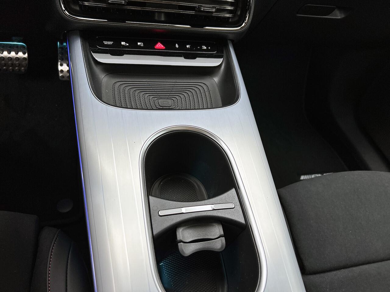 Mercedes-Benz CLA-KLASSE 250+ Launch Edition 85 kWh | Trekhaak | Warmtepomp | Multibeam LED | Panoramadak | Nightpakket | Smartphone integratie | Memorypakket | Adaptieve Cruisecontrol | 19 inch AMG velgen |