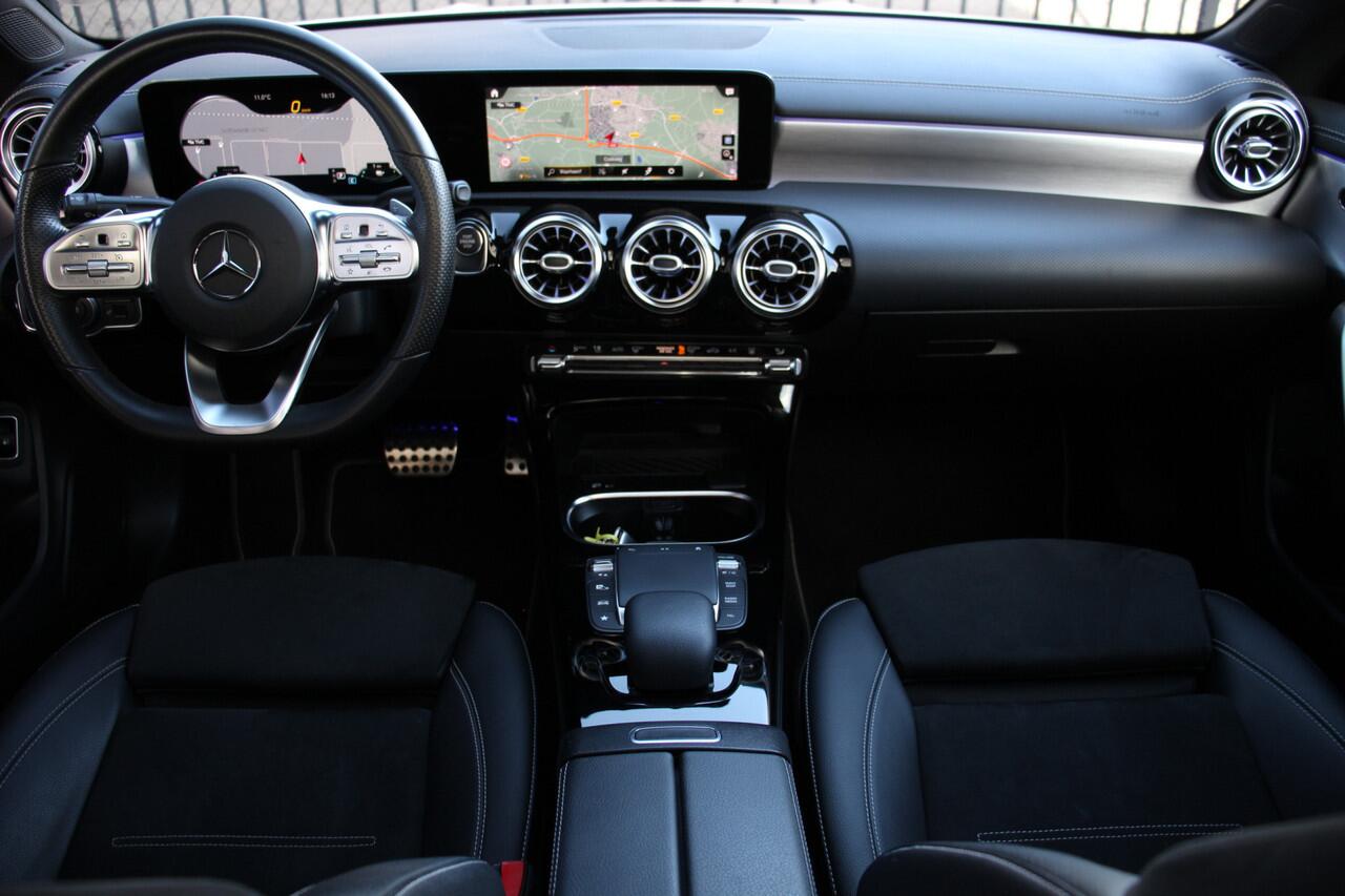 Mercedes-Benz CLA-KLASSE 250 e AMG Edition | Pano | Nightpakket | Sfeerverlichting