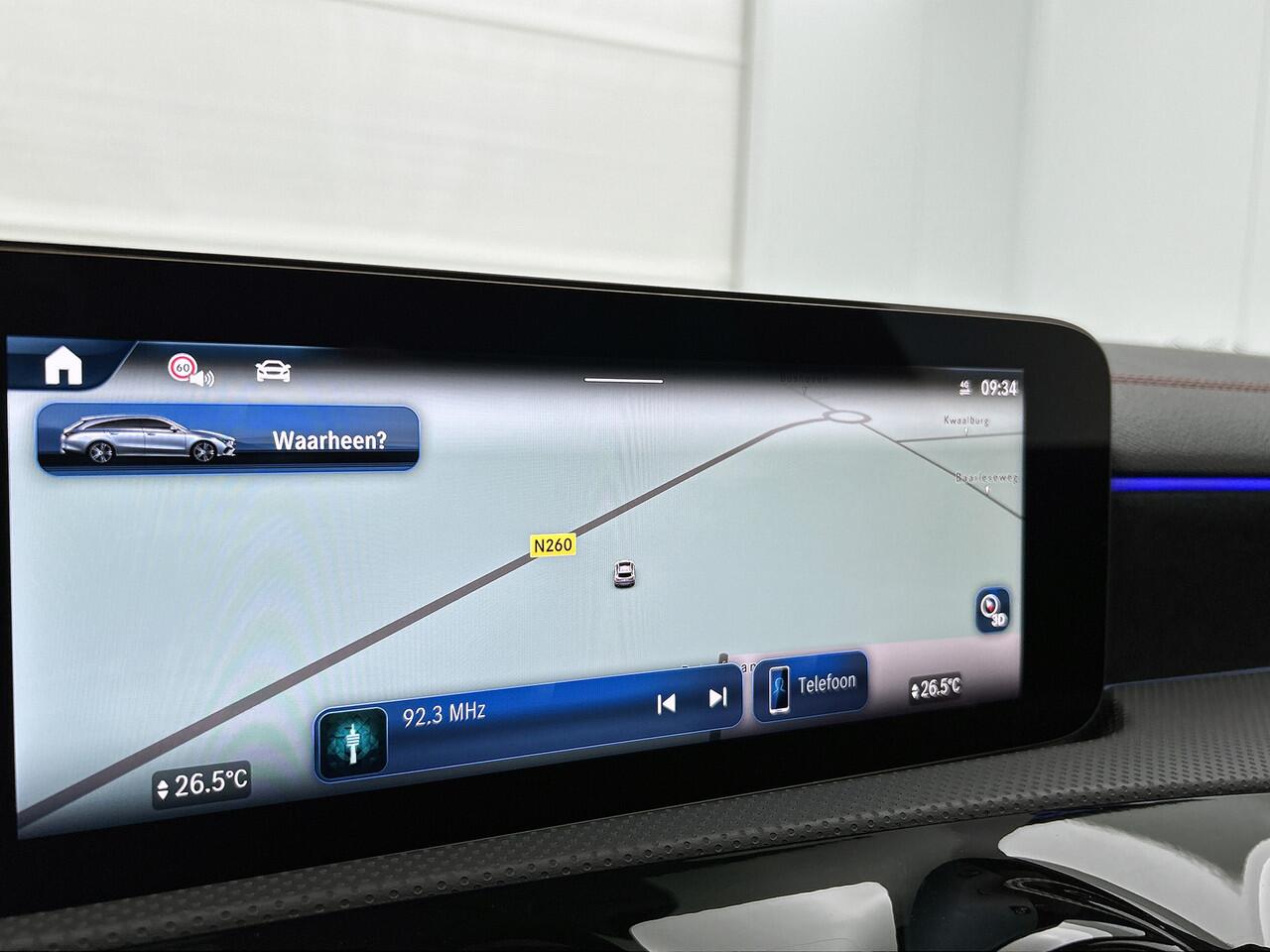 Mercedes-Benz CLA-KLASSE Shooting Brake 250 e Business Solution AMG | Nightpakket | Dodehoekassistent | Panoramaschuifdak | Multibeam LED | EASY PACK achterklep | Sfeerverlichting | Smartphone integratie | KEYLESS-GO comfortpakket |