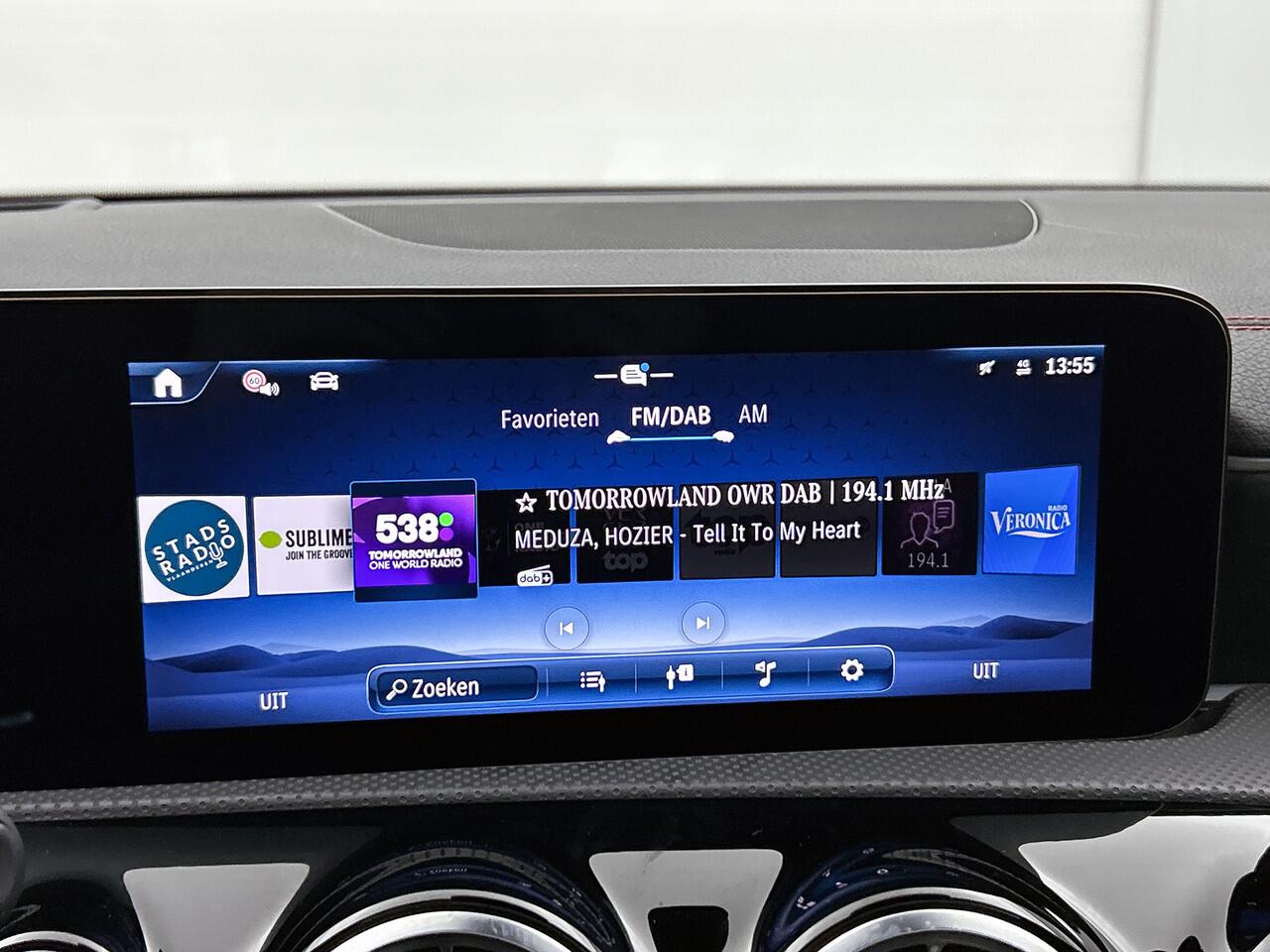 Mercedes-Benz CLA-KLASSE Shooting Brake 250 e Star Edition | Panoramdak | Memory Stoelen | Head-up display | 360°-camera | Inclusief 24 maanden MB Certified garantie voor Europa.