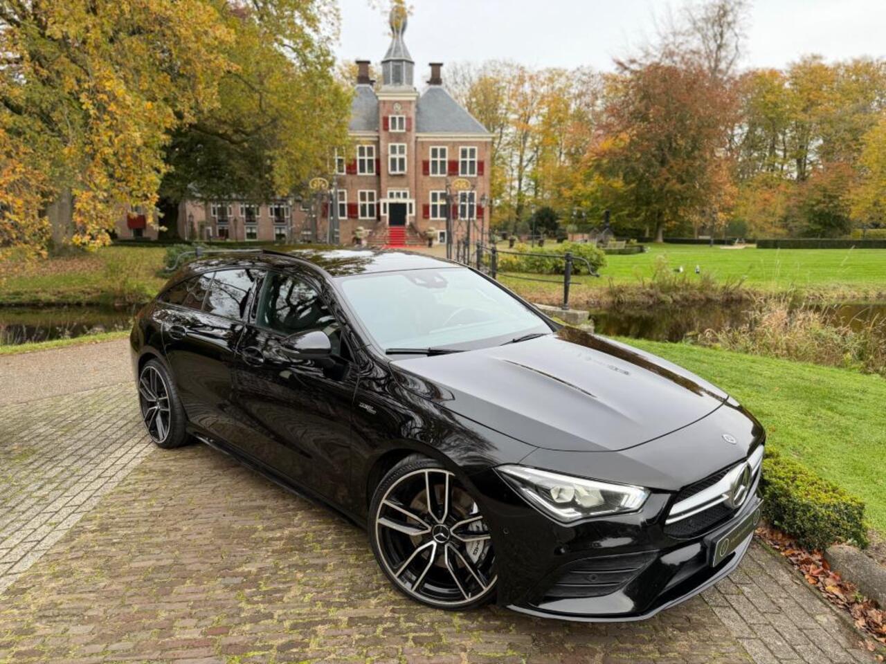 Mercedes-Benz CLA-KLASSE Shooting Brake AMG 35 4MATIC | HUD | Pano | Camera | Nwe Service |