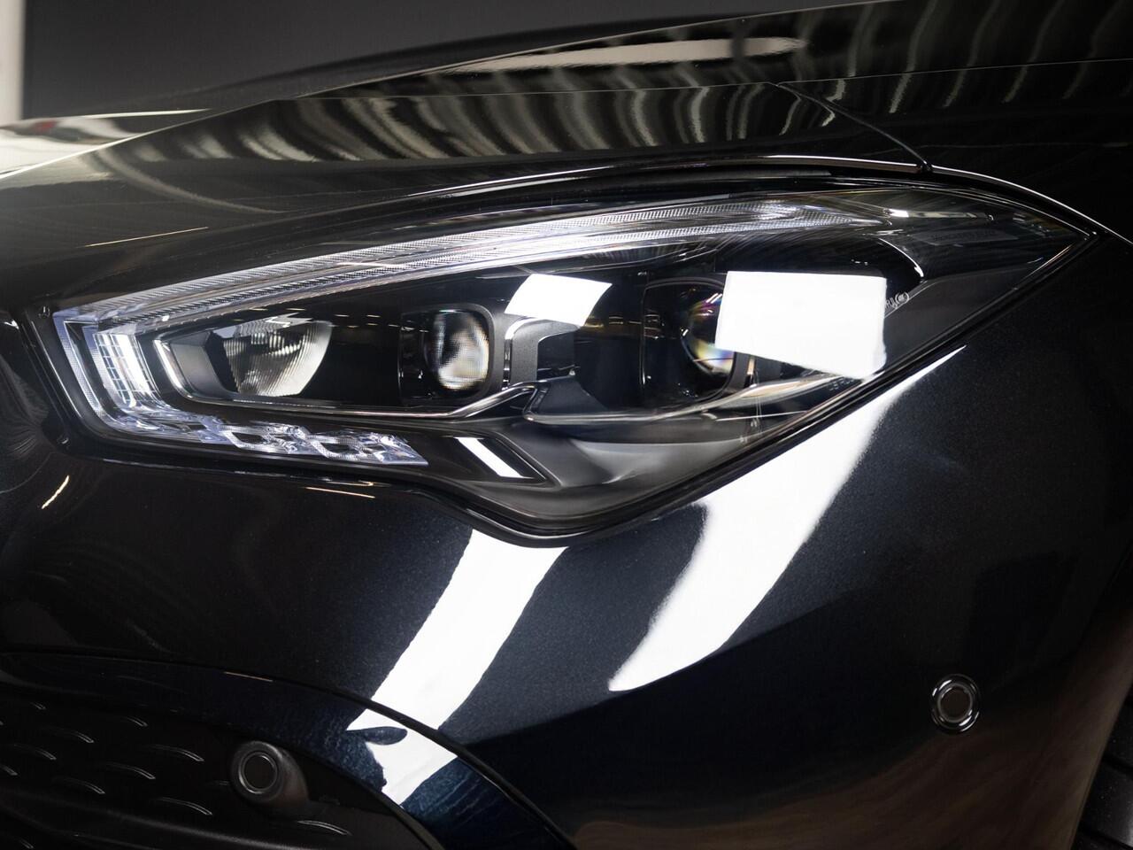 Mercedes-Benz CLA-KLASSE Shooting Brake 250 e Star Edition