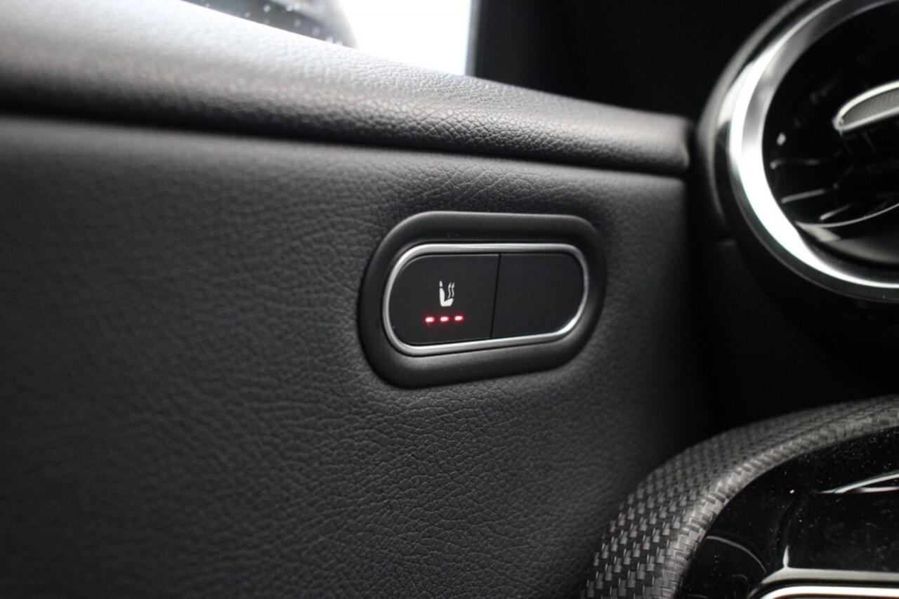 Mercedes-Benz CLA-KLASSE Shooting Brake 180 Business Solution Automaat - Digitaal Cockpit, Carplay, Camera, Stoelverw.