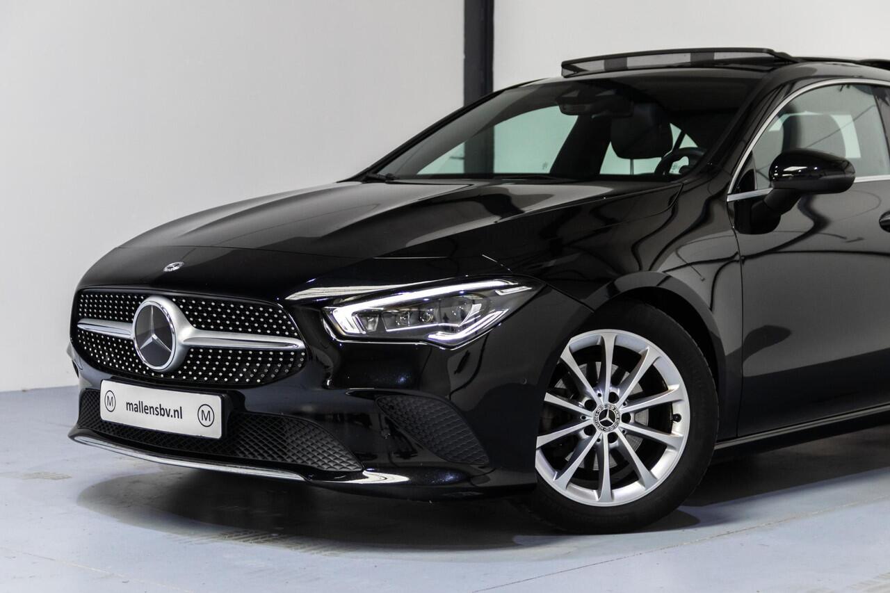 Mercedes-Benz CLA-KLASSE 180 Business Solution Luxury PANO/MEMORY/LEER/NAP/DEALEROH