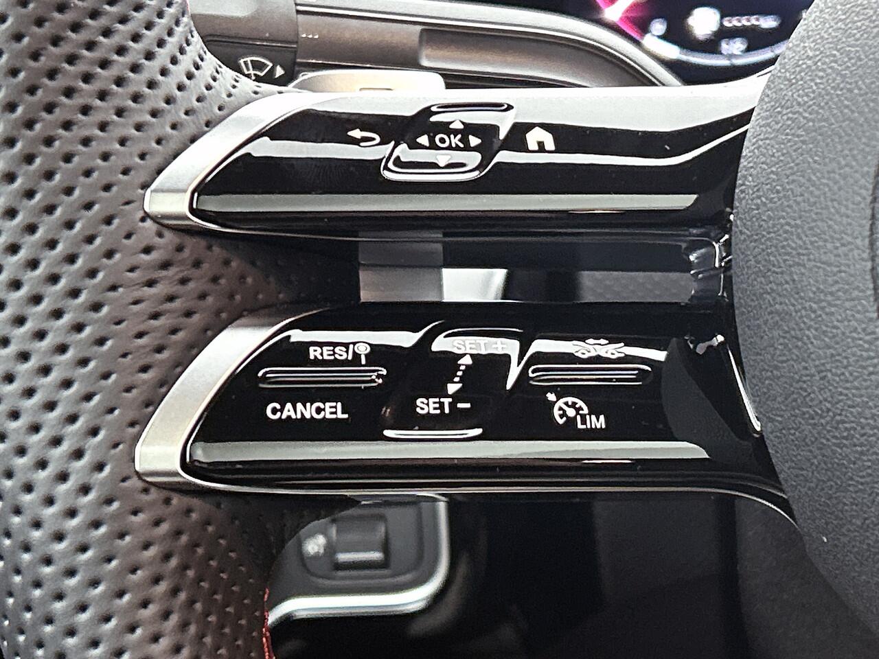 Mercedes-Benz CLA-KLASSE 250 e Business Solution AMG | Nightpakket | Parkeerpakket met achteruitrijcamera | KEYLESS GO | Stoelverwarming voor | MULTIBEAM LED | USB pakket plus | Sfeerverlichting | Draadloos oplaadsysteem voor Smartphone |