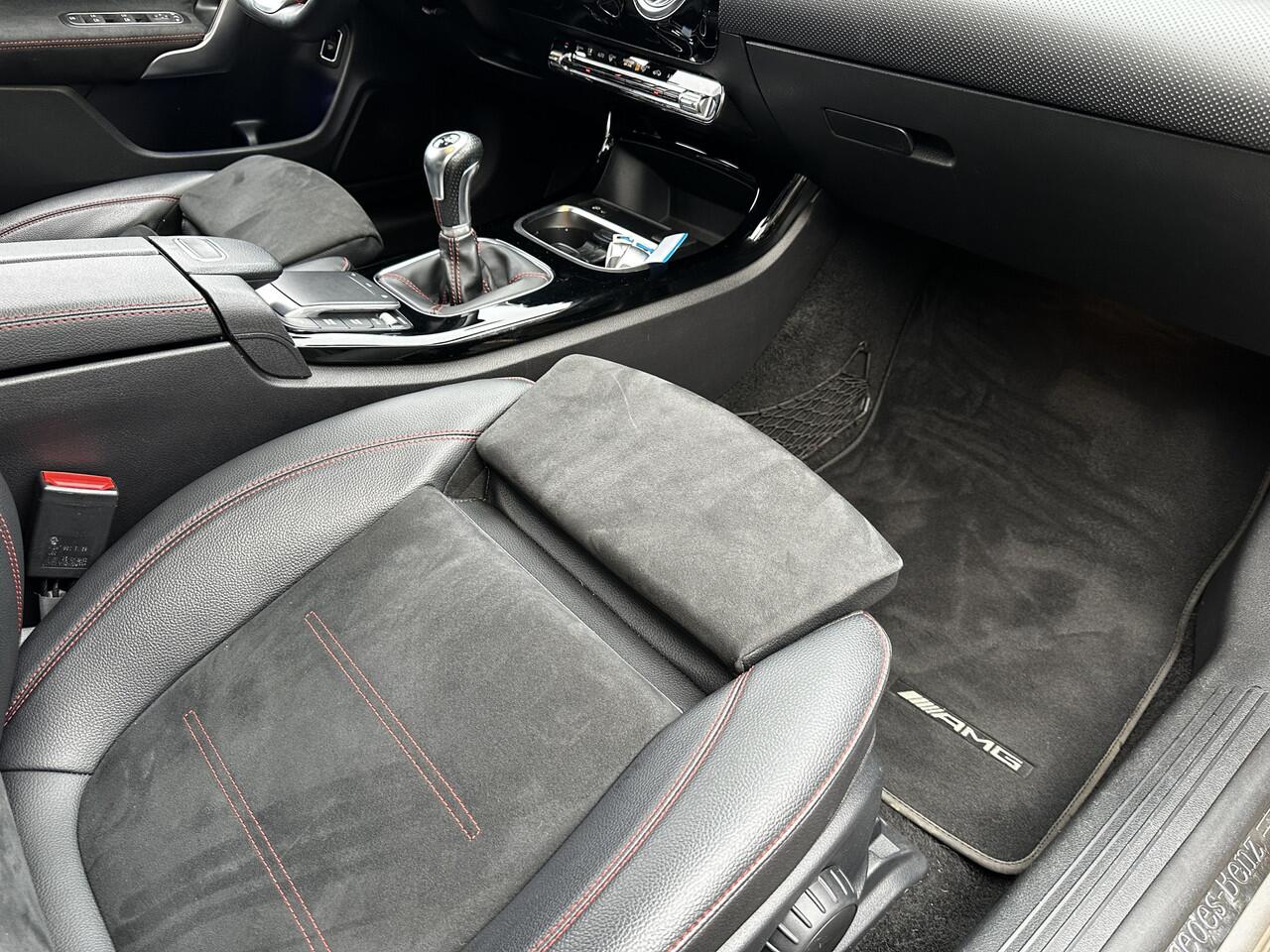 Mercedes-Benz CLA-KLASSE 200 Premium |CARPLAY|CAMERA|ST VWM|AMG LINE|SFEER|