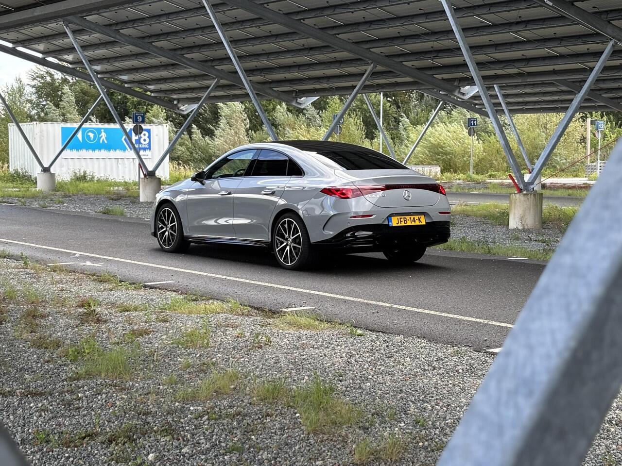 Mercedes-Benz CLA-KLASSE 250+ Launch Edition 85 kWh | Night | Panoramadak | DISTRONIC | Achteruitrijcamera | Dodehoekassistent | Trekhaak |