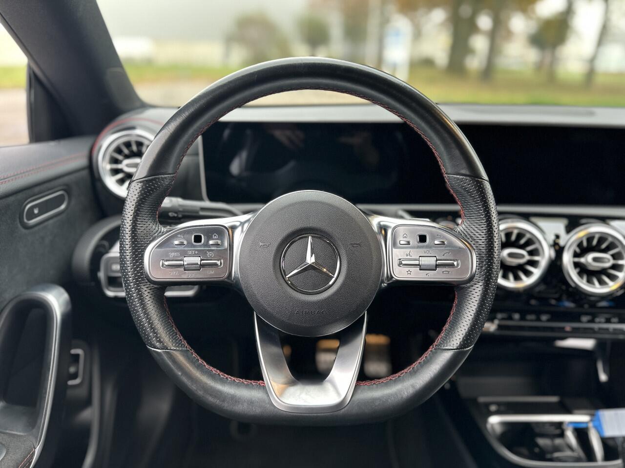 Mercedes-Benz CLA-KLASSE 200 Premium |CARPLAY|CAMERA|ST VWM|AMG LINE|SFEER|